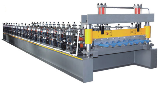 750 Metal Roofing Sheet Making Machine Cr12 Untuk Panel Atap Genteng