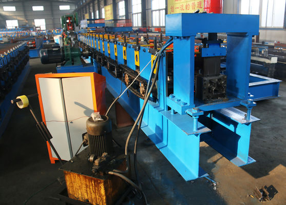 Rak Penyimpanan Rak Logam Mesin Roll Forming 3T 12m / mnt