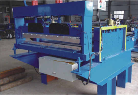 Mesin Geser Logam Lembaran Hidrolik 20m / mnt Coil Plate Leveling