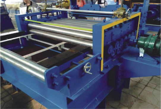 Mesin Geser Logam Lembaran Hidrolik 20m / mnt Coil Plate Leveling
