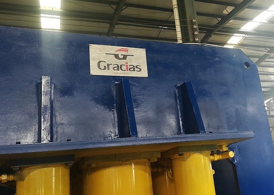 2000Ton Mesin Embossing Pintu Baja Anti Pencurian Hidrolik Dengan Silinder Ganda