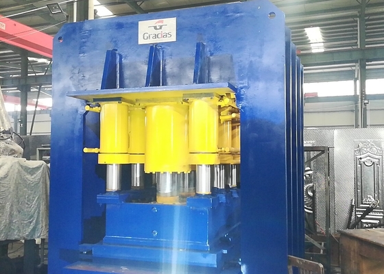 Mesin Embossing Pintu Baja 15kw 2500T Terpusat Tekan Hidrolik