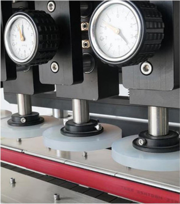 Eight Wheel Dia 55mm Food Capping Machine 1000w 120b / Min