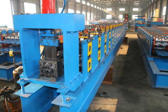 Rak Penyimpanan Rak Logam Mesin Roll Forming 3T 12m / mnt