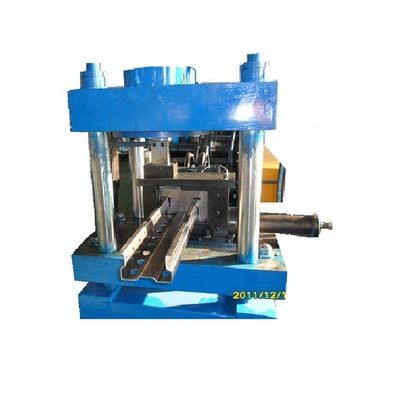 Rak Penyimpanan 6T Mesin Roll Forming 10m / mnt Hidrolik Press